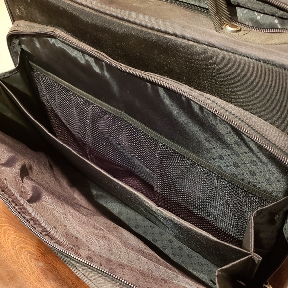 Foray Black Leather Laptop Bag Storage Case